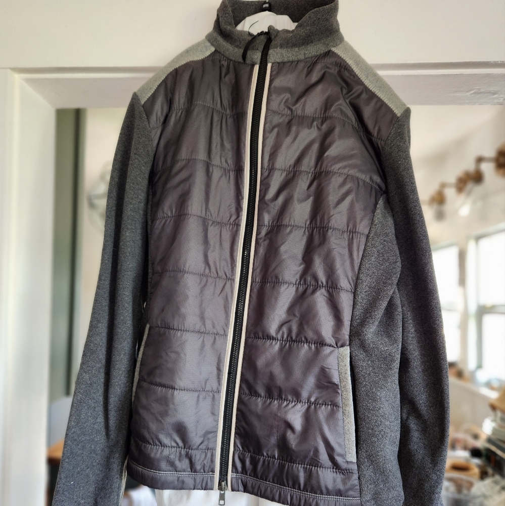 Capranea Limited Edition Light Jacket - Truly Like New
